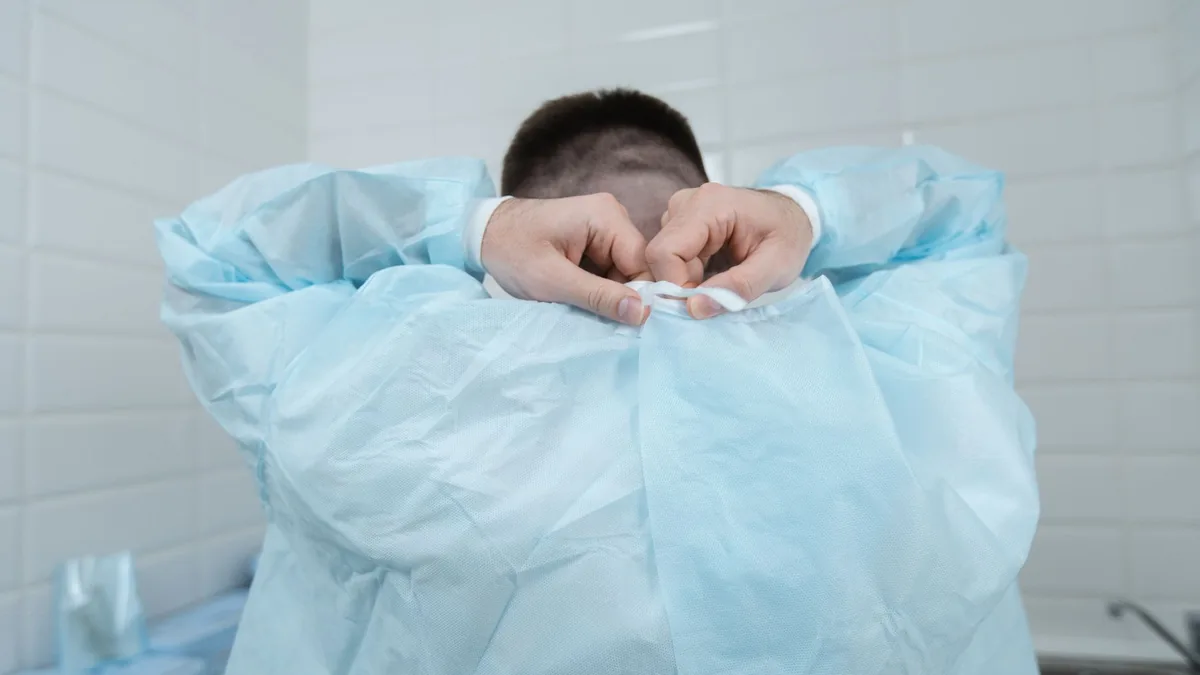Editorial featured image for CEREVITY article on physician marriage problems.